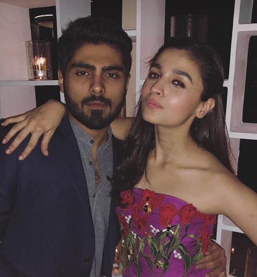 Alia Bhatt, Alia Bhatt with Ali, Alia Bhatt and Ali Dadarkar, Alia Bhatt with ex boyfriend, Alia Bhatt and Ex BF, Alia Bhatt latest photos, Alia Bhatt images, Alia Bhatt hot photos, Alia Bhatt and Ali in Party, Alia Bhatt Movies, Alia Bhatt Upcoming Movies, Alia Bhatt latest Images