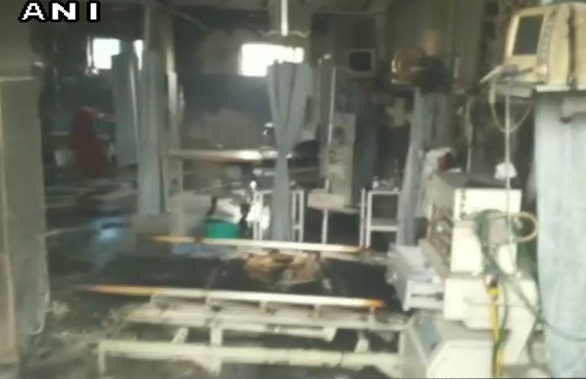 Sai Hospital, Bareilly, Bareilly Sai Hospital, Sai Hospital fire, fire in Sai Hospital, Fire in ICU, Two Female Patients, Two Female Patients Died, Died Due to A Fire, Sai Hospital in Bareilly, State news