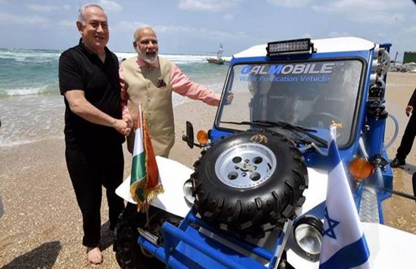 Benjamin Netanyahu, Benjamin Netanyahu in India, A Special Gift, Special Gift to PM Narendra Modi, Benjamin Netanyahu gift, Benjamin Netanyahu indian visit, water pure machine, international news