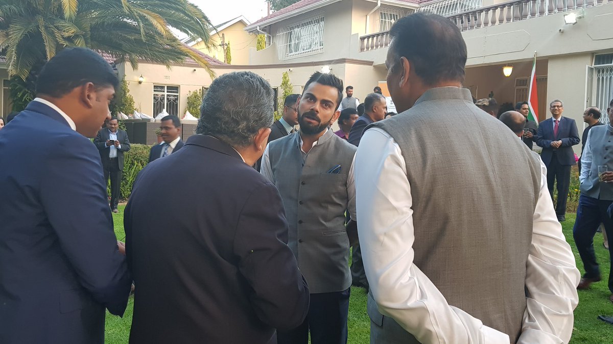 भारत को पहले टेस्ट में साउथ अफ्रीका के हाथों हार का मुंह देखना पड़ा है। दूसरा टेस्ट मैच शनिवार 13 जनवरी से शुरू होगा।