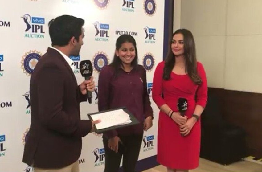 Vivo IPL Auction, IPL Auction, IPL Auction 2018, Jhanvi Mehta, Jhanvi Mehta IPL, Juhi Chawla Daughter, Jhanvi Pictures, Jhanvi Chawla IPL Pictures