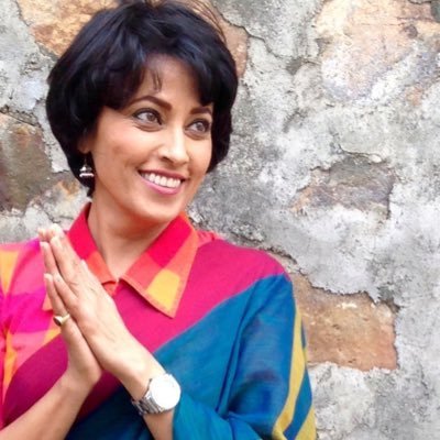 रियल लाइफ में काफी फैशनेबल हैं छोटे पर्दे की ‘अम्मा जी’, SEE PHOTOS