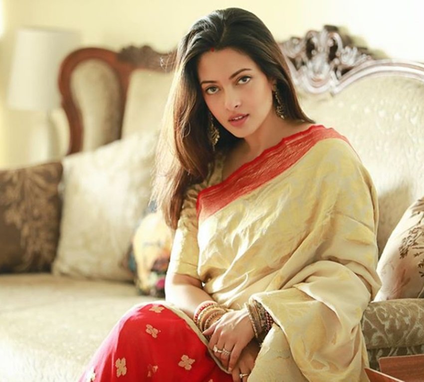 Riya Sen, Riya Sen Birthday, Riya Sen Date of Birth, Riya Sen Images, Riya Sen Latest Pictures, Riya Sen Photos, Riya Sen Hot PHotos, Riya Sen Uknown Facts, Riya Sen Unknown Info, Riya Sen Birthday