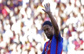 Ronaldinho, Ronaldinho Retires, Brazil, Brazil Football, Football Player Ronaldinho, Brazil Legend Football Player, Ronaldinho Retires from Game, World Cup winner, World Cup winner player, Sport news