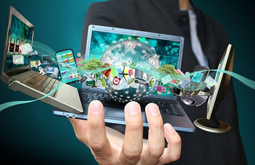 दिसंबर में ही गूगल ने अपने ब्राउजर गूगल क्रोम में दिखने वाले क्रोम ऐप्स को बंद कर दिया। इसमें विंडोज, लाइनक्स, और मैक ऑपरेटिंग सिस्टम के लिए विभिन्न ऐप्स मिलते थे। दिसंबर में ही गूगल ने अपने ब्राउजर गूगल क्रोम में दिखने वाले क्रोम ऐप्स को बंद कर दिया। इसमें विंडोज, लाइनक्स, और मैक ऑपरेटिंग सिस्टम के लिए विभिन्न ऐप्स मिलते थे।