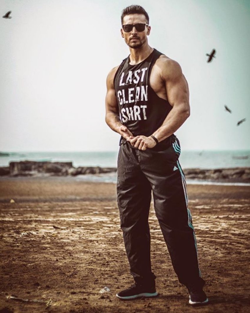 Tiger Shroff, actor Tiger Shroff, Tiger Shroff Workout Routine, Tiger Shroff fitness Routine, Tiger Shroff fitness, tiger shroff Routine, Tiger Shroff Diet Plan, Tiger Shroff Workout, tiger shroff Routine, tiger shrof Diet Plan, Heropanti actor, tiger shroff diet, tiger shroff height, tiger shroff weight, tiger shroff workout for heropanti, tiger shroff workout schedule, tiger shroff workout, tiger shroff workout routine, tiger shroff workout regime, tiger shroff diet plan, celebrity workout routine, male celebrities workout routine, entertainment, jansatta