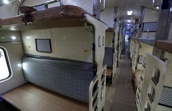 बुजुर्गों-अकेली महिलाओं को रेलवे ने दी राहत, IRCTC से बुक कर सकेंगे लोअर बर्थ, जानिए तरीका