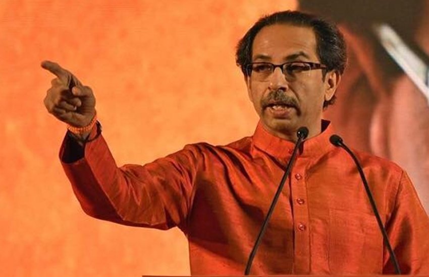 शिवसेना प्रमुख उद्भव ठाकरे ने शनिवार को प्रेस कॉन्फ्रेंस करने वाले चार जजों की तारीफ की। (फोटोः फेसबुक)