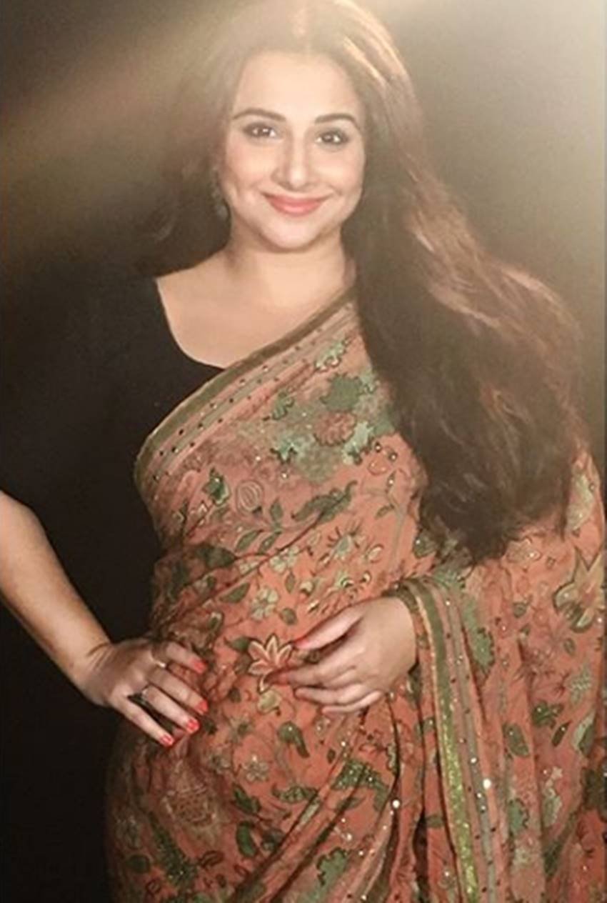 Vidya Balan, Vidya Balan Latest Photos, Vidya Balan Troll, Vidya Balan Instagram, Vidya Balan Hateful Comments, Vidya Balan Images, Vidya Balan Army Jawaan, Vidya Balan Hateful Comment, Vidya Balan Images, Vidya Balan Hot Pics