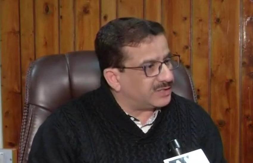 शिया वक्फ बोर्ड के चेयरमैन वसीम रिजवी ने मंगलवार को मदरसों पर बड़ा हमला बोला है। उन्होंने इस बाबत पीएम नरेंद्र मोदी और यूपी के सीएम योगी आदित्यनाथ को एक पत्र लिखा है। (फोटोः एएनआई) 