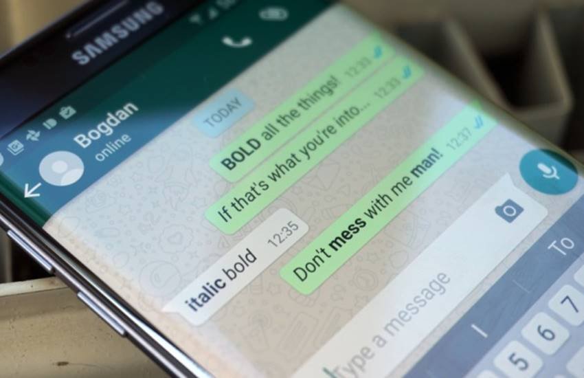 whatsapp Message bold, whatsapp Message italic typing, whatsapp Message info screen, your message was delivered, read whatsapp Message, Message info screen, whatsapp Message details, whatsapp Message read details, whatsapp Message delivered details