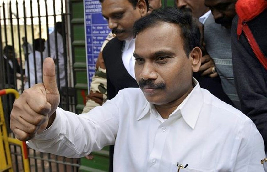 2G मामले में अदालत से (21 जनवरी) को बरी होने के बाद पूर्व दूरसंचार मंत्री ए. राजा। (फोटो सोर्स- पीटीआई)