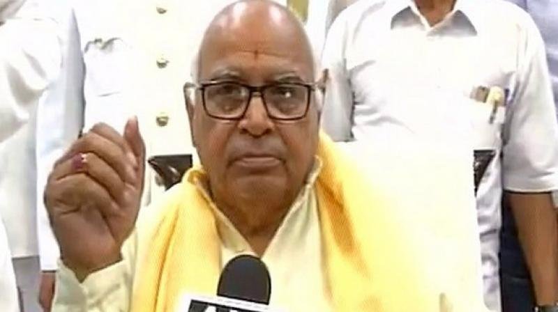 उत्तर प्रदेश विधानसभा अध्यक्ष हृदय नारायण दीक्षित 