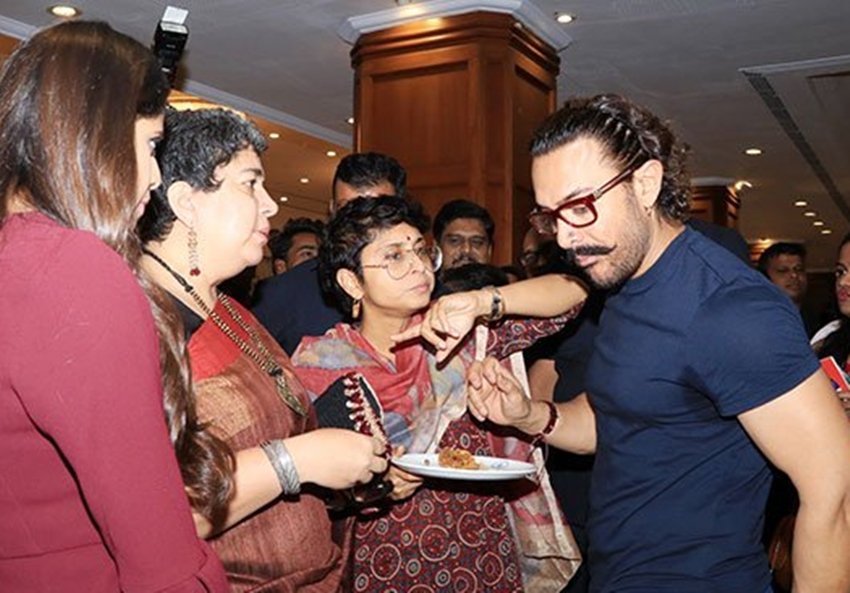 Paani Foundation, NGO, Aamir Khan, Kiran Rao, Devendra Fadnavis, Mumbai news, Paani Foundation PC, Aamir Khan New Look, Aamir Khan Thugs of Hindostan, Aamir Khan Images