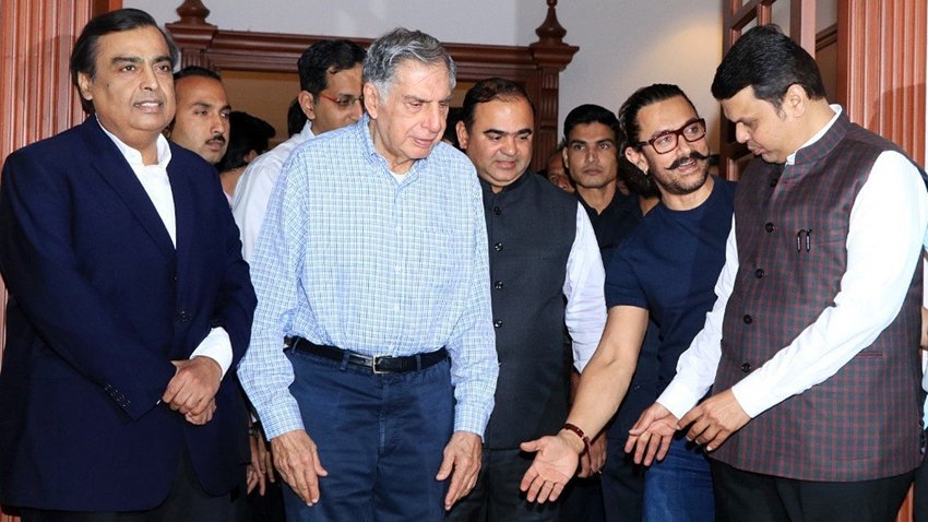 Paani Foundation, NGO, Aamir Khan, Kiran Rao, Devendra Fadnavis, Mumbai news, Paani Foundation PC, Aamir Khan New Look, Aamir Khan Thugs of Hindostan, Aamir Khan Images