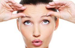 हमेशा दिखना चाहते हैं जवां तो छोड़नी पड़ेंगी स्मोकिंग सहित ये 5 आदतें