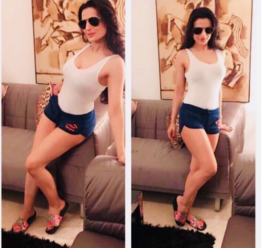 amisha patel, amisha patel photos, amisha instragram, troll, amisha movie, gadar movie, bollywoof news, entertainment news