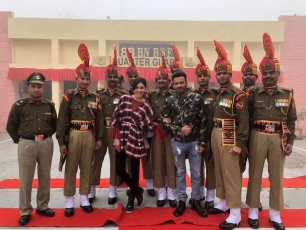 अय्यारी सेना पर आधारित फिल्म है। जिसमें सिद्धार्थ मल्होत्रा और मनोज वाजपेयी इस फिल्म में सेना अधिकारी के रोल में हैं।