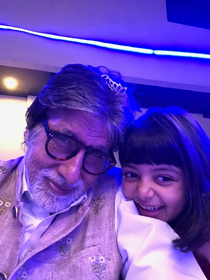mitabh bachchan, aaradhya bachchan, amitabh bachchan new year photos, amitabh bachchan aaradhya bachchan new year, amitabh bachchan happy new year, amitabh bachchan instagram pic with aaradhya, big b new year celebrations, amitabh bachchan granddaughter aaradhya bachchan pics, amitabh bachchan with granddaughter aaradhya, amitabh bachchan latest updates