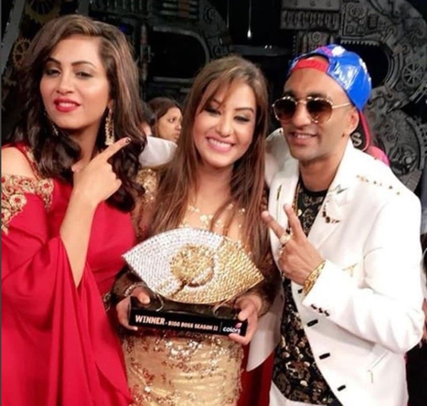 Shilpa Shinde, Shilpa Shinde latest photos, Shilpa Shinde bigg boss 11 photos, shilpa bigg boss 11, bigg boss winner shilpa latest photos, Shilpa Shinde mother, bigg boss 11, bigg boss, Shilpa Shinde brothers, Shilpa Shinde arshi akash, arshi khan, akash dadlani, salman khan, hina khan, bigg boss 11, bigg boss 11 winner, bigg boss 11 winner name, Shilpa Shinde, बिग्ग बॉस ११ विनर, BB11 Winner, BB11 Winner Name, बिग्ग बॉस ११ विनर नाम, बिग्ग बॉस ११, bigg boss 11 winner name announced, big boss 11 winner, bigg boss 11 finale live, bigg boss 11 eviction, bigg boss season 11 winner, bigg boss season 11, Shilpa Shinde, Hina Khan, Shilpa Shinde Bigg Boss 11, bigg boss 11 online, voot, bigg boss 11 voot, बिग बॉस सीजन 11 विनर, बिग बॉस 11 विनर, bigg boss 11 finale, bigg boss 11 winner today, bigg boss 11 latest news, winner of bigg boss 11, winner bigg boss 11, television, entertainment, jansatta