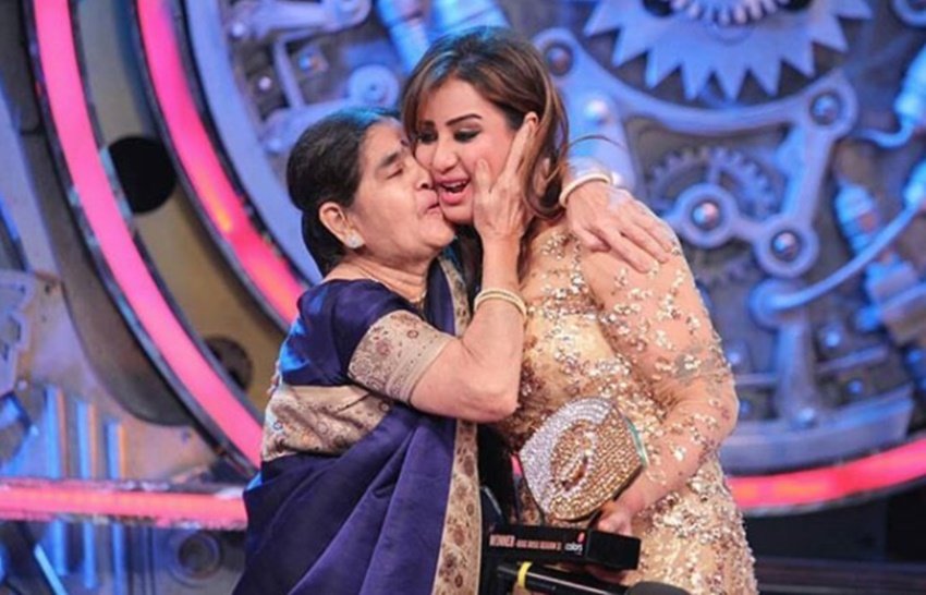 Shilpa Shinde, Shilpa Shinde latest photos, Shilpa Shinde bigg boss 11 photos, shilpa bigg boss 11, bigg boss winner shilpa latest photos, Shilpa Shinde mother, bigg boss 11, bigg boss, Shilpa Shinde brothers, Shilpa Shinde arshi akash, arshi khan, akash dadlani, salman khan, hina khan, bigg boss 11, bigg boss 11 winner, bigg boss 11 winner name, Shilpa Shinde, बिग्ग बॉस ११ विनर, BB11 Winner, BB11 Winner Name, बिग्ग बॉस ११ विनर नाम, बिग्ग बॉस ११, bigg boss 11 winner name announced, big boss 11 winner, bigg boss 11 finale live, bigg boss 11 eviction, bigg boss season 11 winner, bigg boss season 11, Shilpa Shinde, Hina Khan, Shilpa Shinde Bigg Boss 11, bigg boss 11 online, voot, bigg boss 11 voot, बिग बॉस सीजन 11 विनर, बिग बॉस 11 विनर, bigg boss 11 finale, bigg boss 11 winner today, bigg boss 11 latest news, winner of bigg boss 11, winner bigg boss 11, television, entertainment, jansatta
