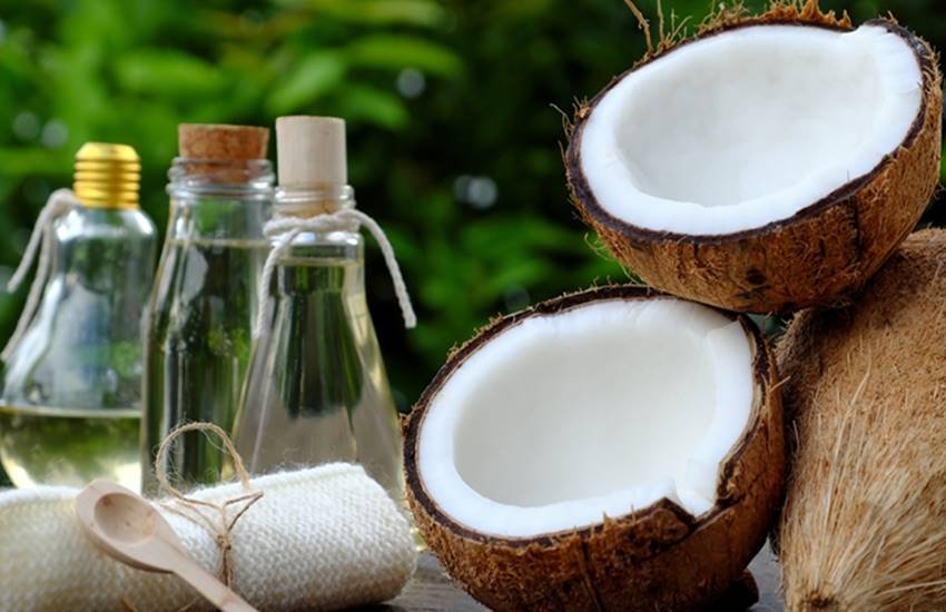 coconuts oil in hindi, coconut oil benefits in hindi, coconut oil benefits for health in hindi, coconut oil benefits for heart in hindi, coconut oil benefits for cholesterol in hindi, coconut oil benefits cholesterol levels in hindi, benefits of coconut oil on skin in hindi, coconut oil good or bad in hindi, coconut oil benefits for hair in hindi, research on coconut oil in hindi, research on hindi, health news in hindi, jansatta