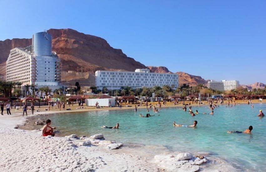  यह लगभग 80 किलोमीटर लंबी और पांच से 20 किलोमीटर चौड़ी है।(फोटो सोर्स- इंस्टाग्राम)