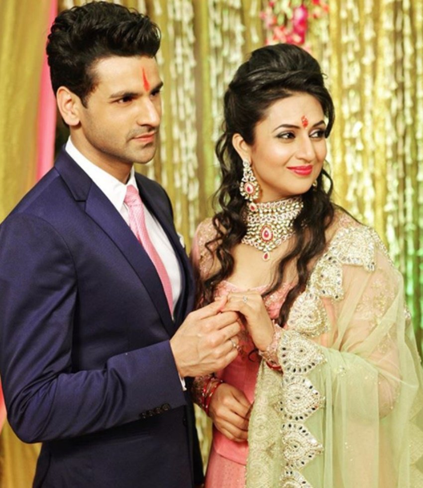 Divyanka Tripathi, actress Divyanka Tripathi, tv actress Divyanka Tripathi, Divyanka Tripathi photos, Vivek Dahiya, Vivek Dahiya photos, actor Vivek Dahiya, tv actor Vivek Dahiya, Vivek Dahiya shirtless photo, divyanka Tripathi and Vivek Dahiya, Nach Baliya 8 , Nach Baliya 8 winner, celebrate Divyanka's birthday, ye hain mohabbatein, star plus, television, entertainment, jansatta