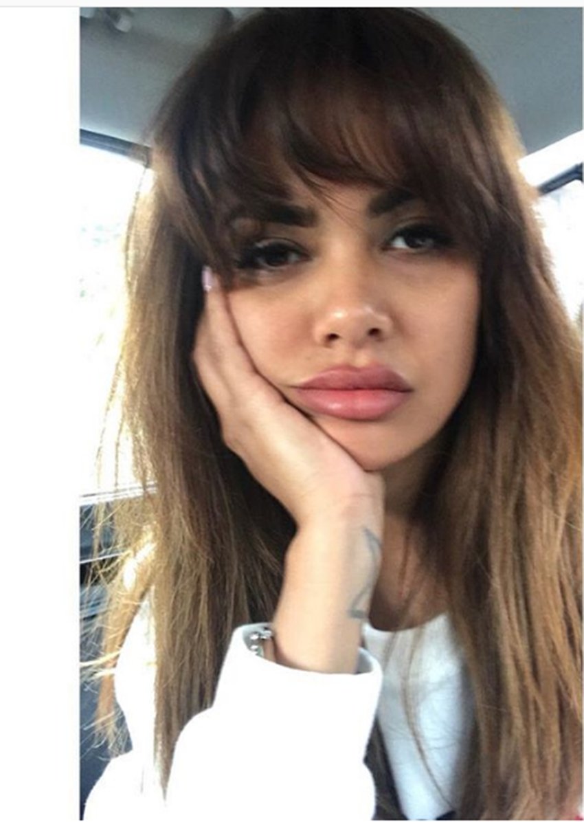 bollywood actress, actress esha gupta, , actress angelina jolly, esha gupta lips, instagram photos, lip surgery, hollywood actress, actress angelina jolly same look, photos viral