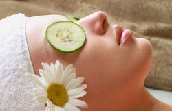 इन पांच आसान प्राकृतिक तरीकों से करें आंखों की देखभाल, दिखेंगे खूबसूरत