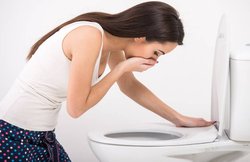 फूड प्वॉइजनिंग से परेशान हैं? ये 5 घरेलू नुस्खे कर सकते हैं आपकी मदद, जानिए कैसे