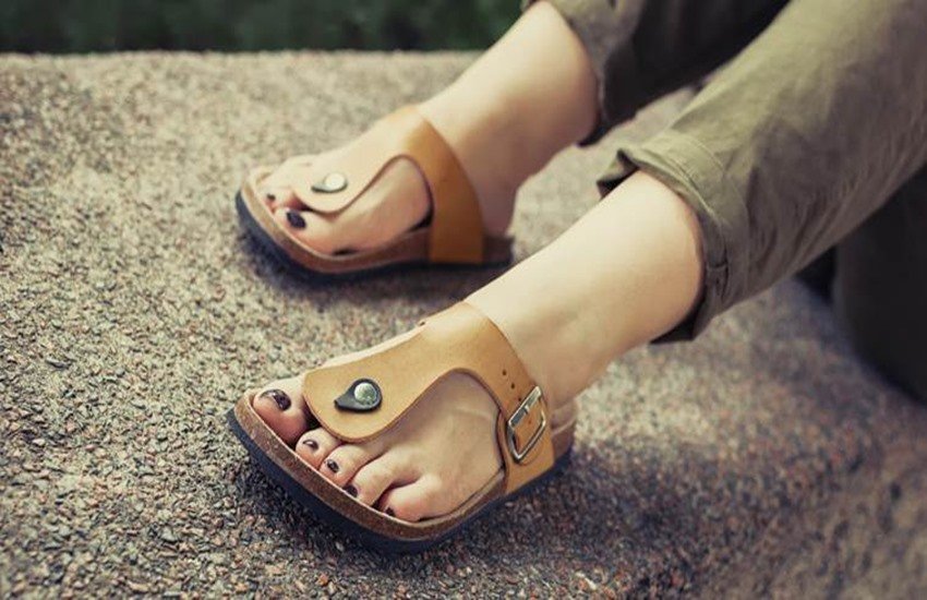 Donate Shoes It Will Help To Make Happy Shani Dev, Read Here How ...