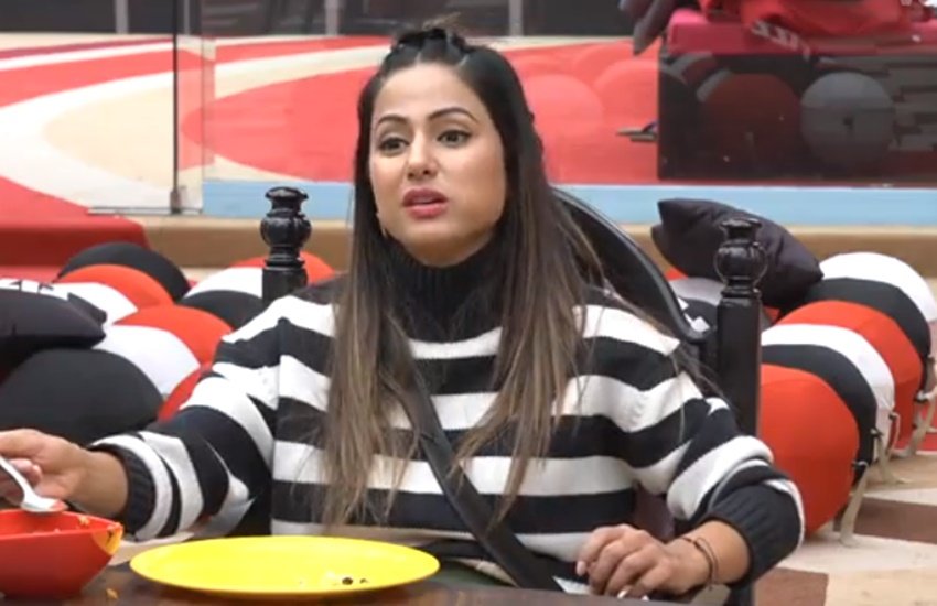 Hina Khan, hina khan on period cycle, Shilpa Shinde, Bigg Boss House 11, Vikas Gupta, Puneesh Sharma, hina khan in bigg boss house, shilpa shinde in bigg boss, Hina Khan, Shilpa Shinde, Bigg Boss House 11, Vikas Gupta, Puneesh Sharma, hina khan in bigg boss house, shilpa shinde in bigg boss entertainment news, bollywood news, television news, entertainment news in hindi, bollywood news in hindi, television, entertainment, jansatta