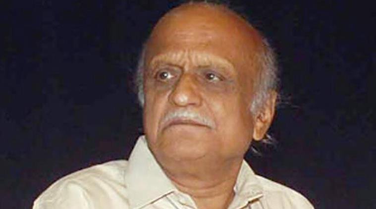 लेखक और तर्कवादी एमएम कलबुर्गी हत्याकांड की जांच के लिए विशेष जांच दल गठित कराने के लिए दायर याचिका पर सुप्रीम कोर्ट ने बुधवार को राष्ट्रीय जांच एजंसी और केंद्रीय जांच ब्यूरो को नोटिस जारी किए। 