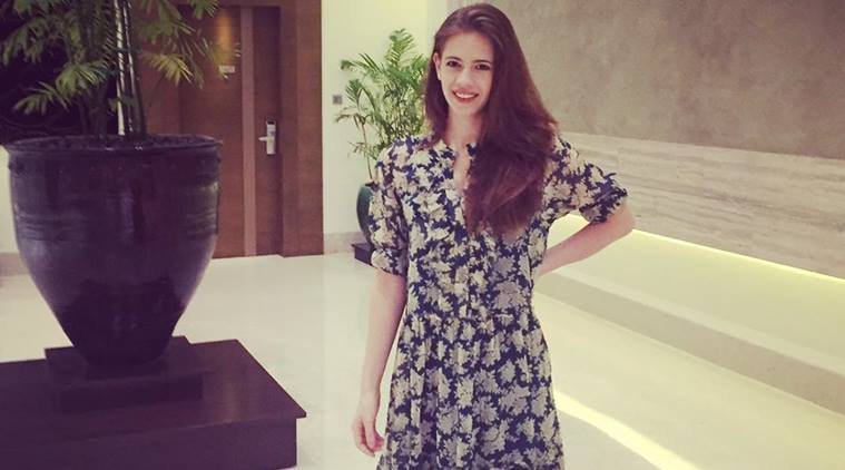 कल्कि कोचलिन ने लंदन में पढ़ाई के दौरान एक कैफे में काम करती थी जहां उन्हें पहली सैलरी के तौर पर 40 पाउंड मिले थे।