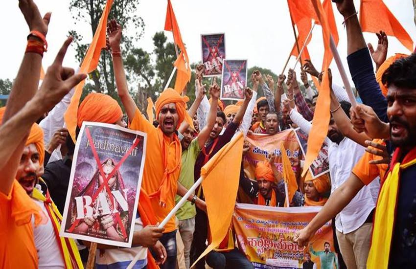 Karni Sena Protest, Shri Rajput Karni Sena, Padmaavat, Rajputs, Karni Sena, Padmavat, Padmavati, Alauddin Khilji, Queen Padmini, Mewar