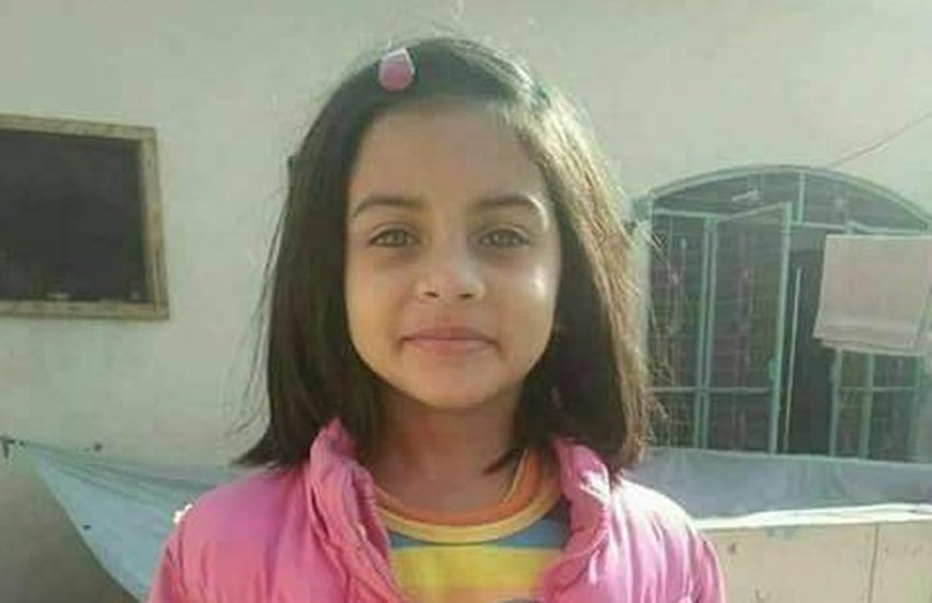 8 साल की बच्ची को पहले अगवा किया गया फिर रेप के बाद हत्या कर दी गई। (फोटो सोर्स - ट्विटर)