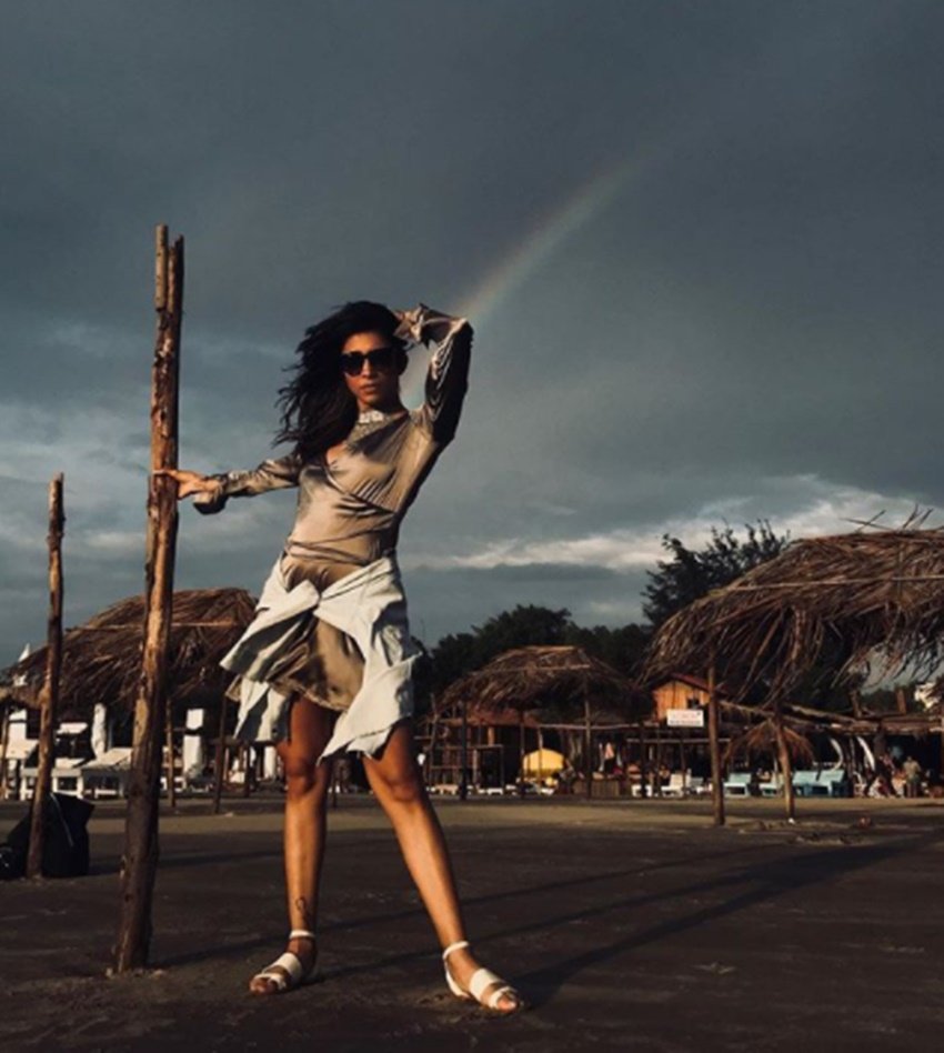 kishwer merchant, actress kishwer merchant, kishwer merchant photo, kishwer merchant hot photo, suyash rai, new year party, srilanka trip, parteners, Suyyash Rai, bigg boss, bigg boss 9, Babul Ki Duwayen Leti Jaa, Des Mein Niklla Hoga Chand, Kutumb, Kasautii Zindagii Kay, Kayaamat, Hatim, Khichdi, Kkavyanjali, Kasamh Se, Miley Jab Hum Tum, Pyaar Kii Ye Ek Kahaani, Chhoti Bahu, Ek Hasina Thi as Raima, Madhubala – Ek Ishq Ek Junoon as Ananya, Kaisi Yeh Yaariyan as Nyonika and Itna Karo Na Mujhe Pyaar, Brahmarakshas, television, entertainment, jansatta