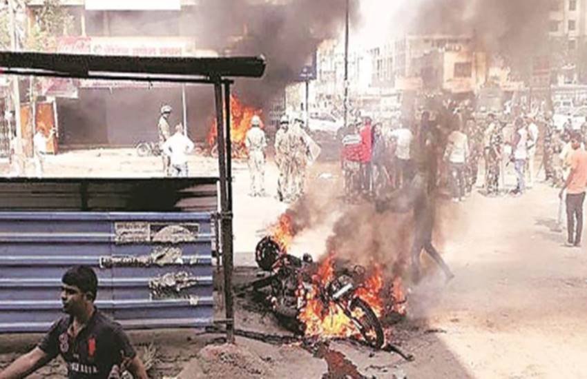 इस लड़ाई में ब्रिटिश सेनाओं ने 1 जनवरी 1818 को पेशवाओं की सेना को शिकस्त दी थी।