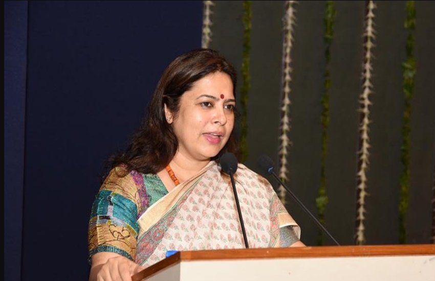 Meenakshi lekhi