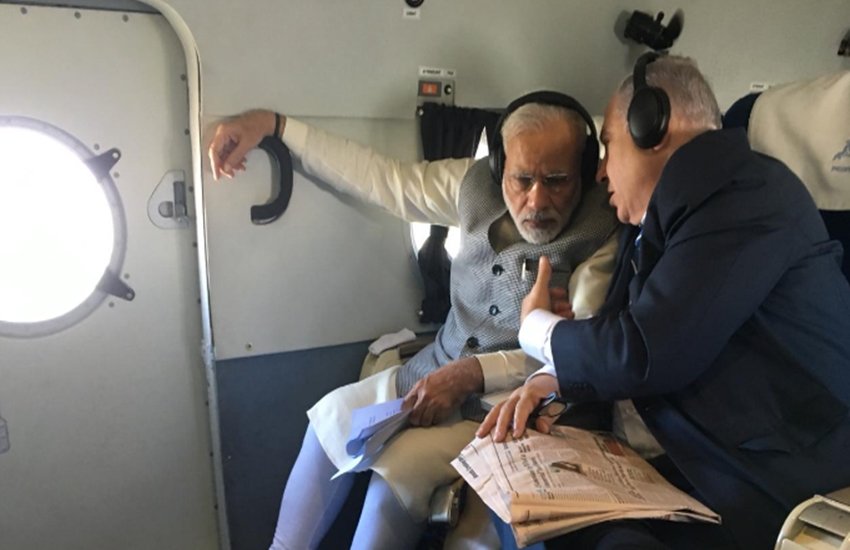 बता दें कि बेंजामिन नेतन्याहू के साथ उनकी पत्नी सारा भी आई थीं। यहां पीएम मोदी ने उनका जोरदार स्वागत किया था। दोनों नेताओं ने साथ में पतंग भी उड़ाई थी। नेतन्याहू के साथ पीएम मोदी ने कई समझौतों पर हस्ताक्षर भी किए।15 साल बाद इजरायल के किसी प्रधानमंत्री ने भारत की यात्रा की है। एक समाचार चैनल को दिए इंटरव्यू में नेतन्याहू ने कहा था कि प्रधानमंत्री नरेंद्र मोदी महान देशभक्त हैं और वह वही करते हैं जो देश के लिए अच्छा होता है।