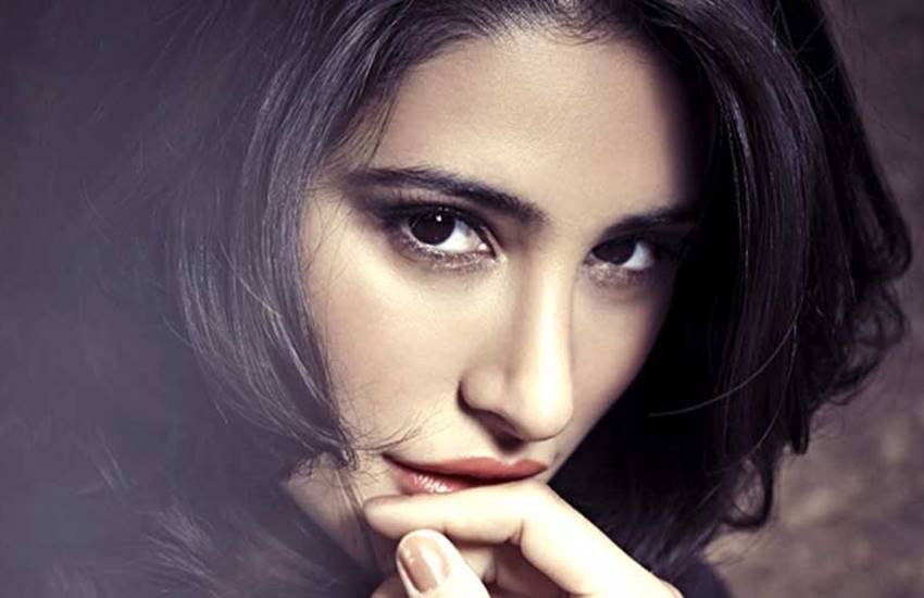 nargis fakhri, nargis fakhri beauty tips, nargis fakhri makeup, nargis fakhri makeup tips, nargis fakhri beauty tips in hindi, beauty tips in hindi, beauty tips, nargis fakhri makeup tips in hindi, nargis fakhri makeup haircut, nargis fakhri haircut, nargis fakhri haircut style, nargis fakhri haircut name, nargis fakhri skin tips, skin tips in hindi
