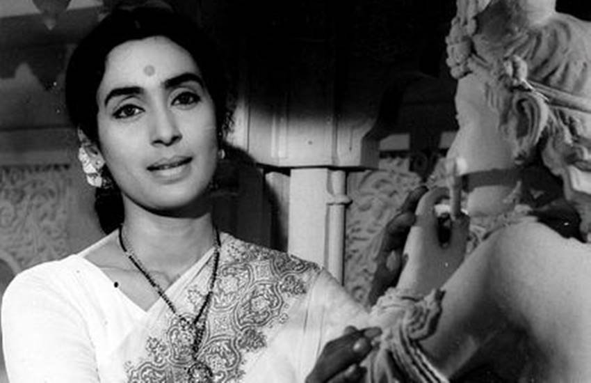 फिल्म गौरी के एक सीन में बॉलीवुड एक्ट्रेस नूतन।