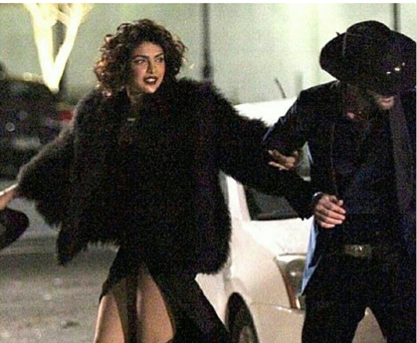 bollywood actress, bollywood actress priyanka chopra. priyanka photos, hollywood actor alan powell, kiss photos
