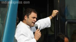 राहुल ने दी बधाई, कांग्रेस मुख्यालय में ढोल-नगाड़े