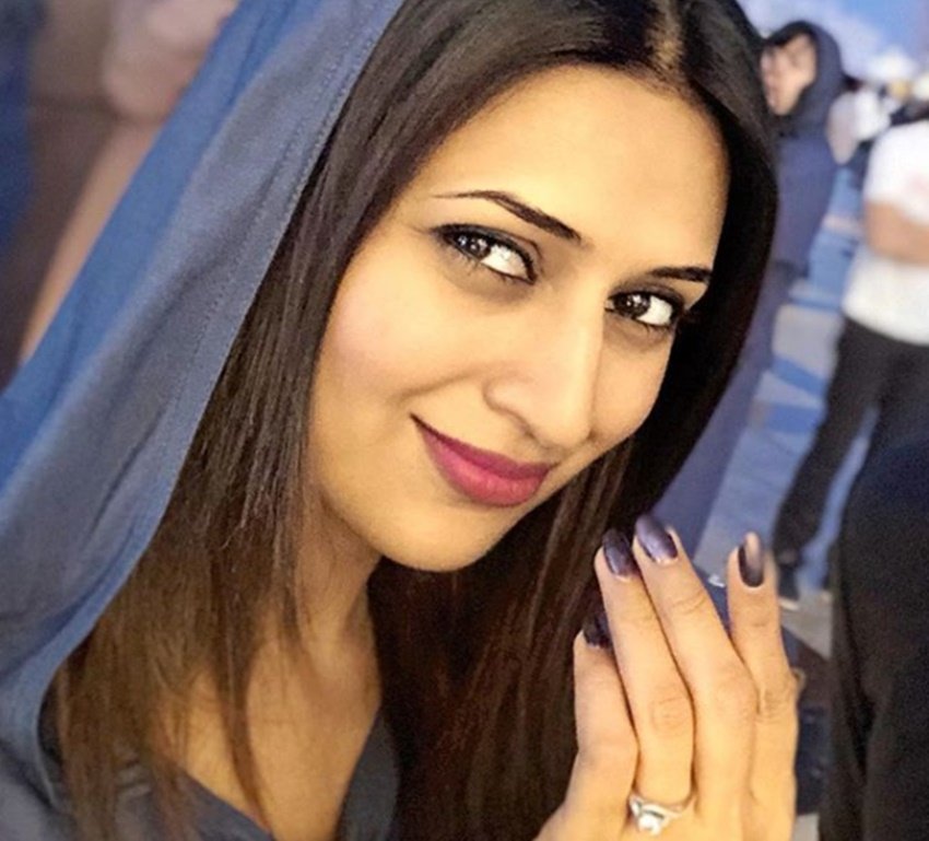 Tina Datta, Gia Manek, Divyanka Tripathi, Ridhi Dogra, actress Ridhi Dogra, sikha singh, Krystle D'souza, kumkum bhagya, TV celebs, tv actress, television actress, first salary, first salary earn by tv actress, television actress first salary, television actress earns first salary, television famous actress, pooja gor, pooja gor photo, rashami desai, rashami desai, photo, divyanka tripathi, divyanka tripathi photo, teena dutta, teena dutta photo, ridhi dogra, ridhi dogra photo, actress spend their salary, television, entertainment, jansatta
