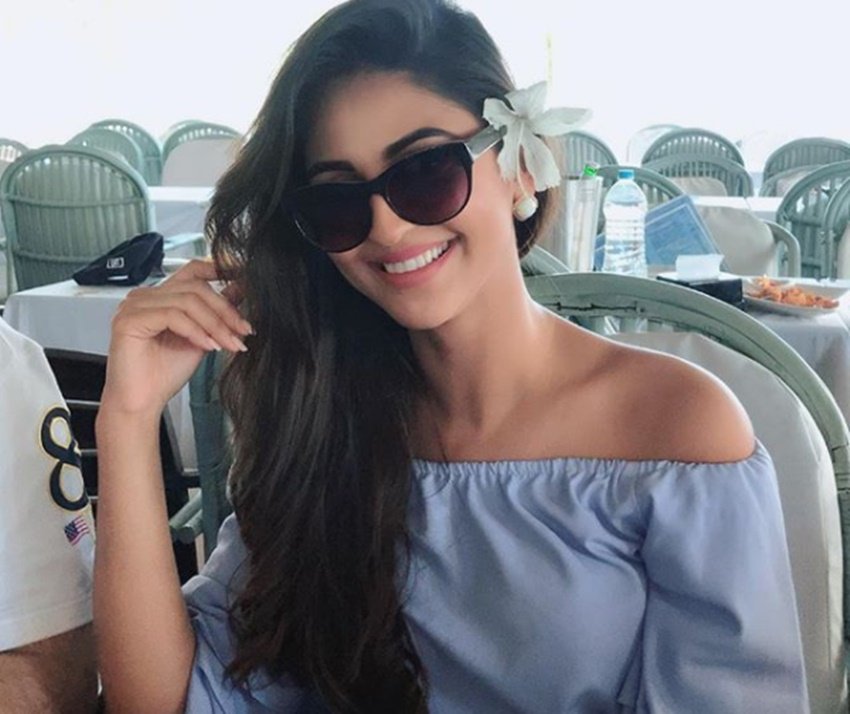 Tina Datta, Gia Manek, Divyanka Tripathi, Ridhi Dogra, actress Ridhi Dogra, sikha singh, Krystle D'souza, kumkum bhagya, TV celebs, tv actress, television actress, first salary, first salary earn by tv actress, television actress first salary, television actress earns first salary, television famous actress, pooja gor, pooja gor photo, rashami desai, rashami desai, photo, divyanka tripathi, divyanka tripathi photo, teena dutta, teena dutta photo, ridhi dogra, ridhi dogra photo, actress spend their salary, television, entertainment, jansatta