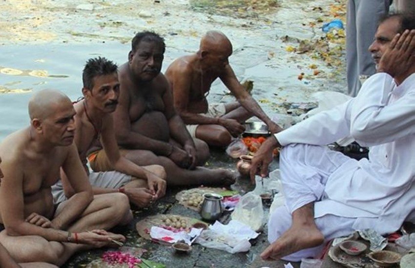 sants, santas, donation, donate, donate food, marriage, holy marriage, clean house, important things for happy life, know tips for happy life, happy life tips in hindi, religious news for happy and wealthy life, religious news in hindi, jansatta