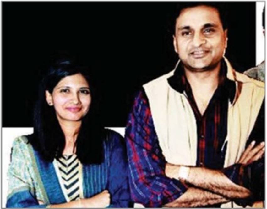 जवागल श्रीनाथ: भारत के पूर्व तेज गेंदबाज जवागल श्रीनाथ ने माधवी पात्रावली से शादी की थी। माधवी एक लीडिंग न्यूजपेपर में बतौर पत्रकार काम करती हैं। दोनों की शादी मैसूर में 13 दिसंबर 2007 को हुई थी।