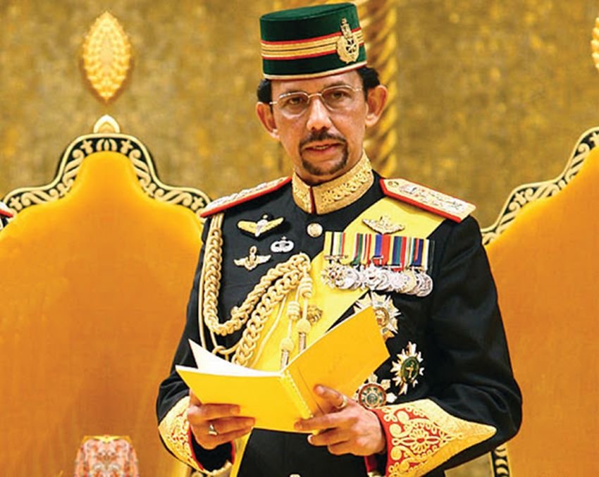 sultan of brunei,hassanal bolkiah,sultan of brunei pilot,sultan of brunei plane,sultan of brunei delhi,asean india summit,asean,republic day parade, sultan ,hassanal bolkiah car collection, ,hassanal bolkiah aircraft, ,hassanal bolkiah palace, ,hassanal bolkiah house, ,hassanal bolkiah golden house, ,hassanal bolkiah property